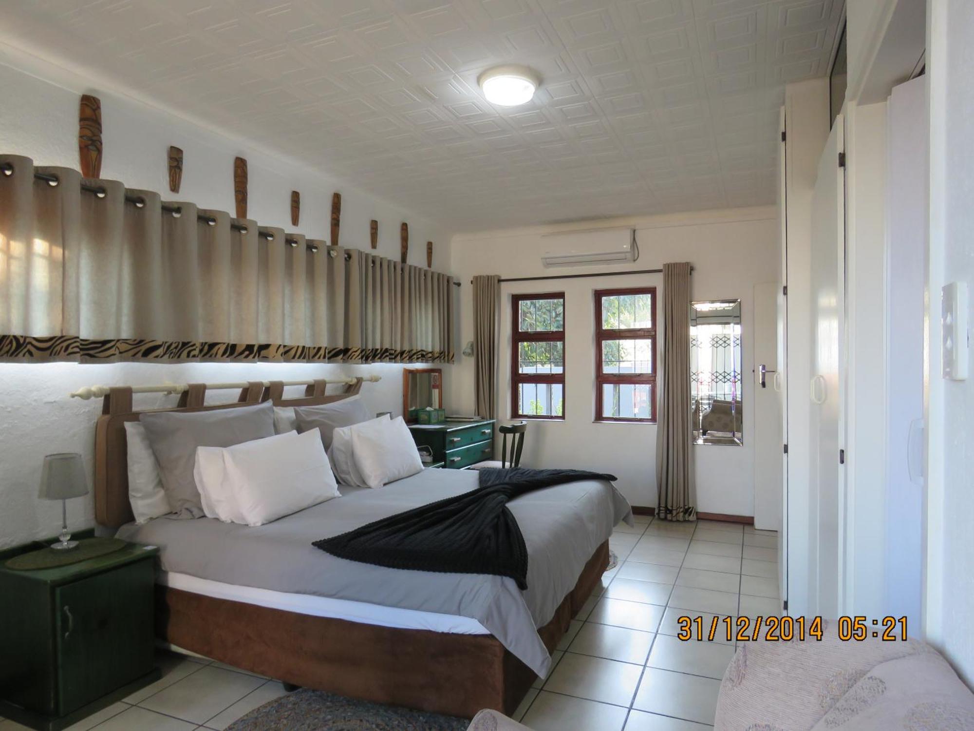 Beachcomber Bay Guest House In South Africa Margate Exterior foto